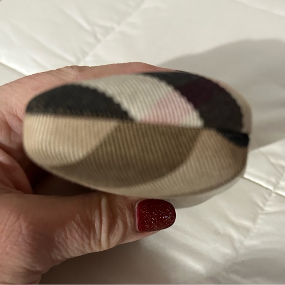Burberry Plaid Eyeglass Case - Beige - Picture 6 of 8